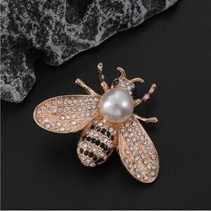 Bee Brooch